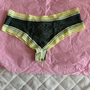 Pink Victoria's Secret Sheer Extra Low-Rise Cheekster Size M NWT